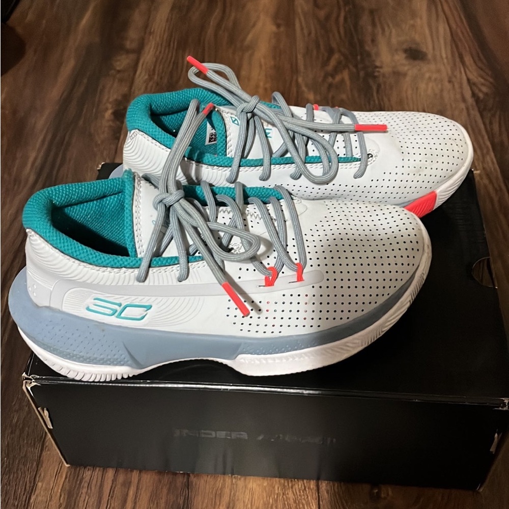 Under Armour PS SC 3Zero III size 2Y